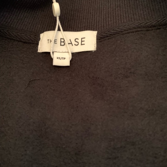 NWT - Pullover Zip Vest With High Collar - Black, XS - Picture 8 of 13